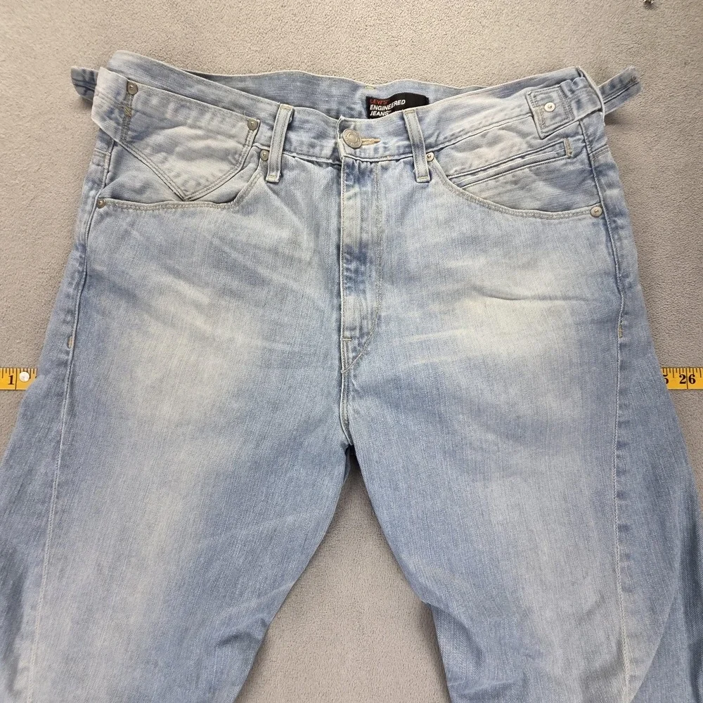 Levis important sizing